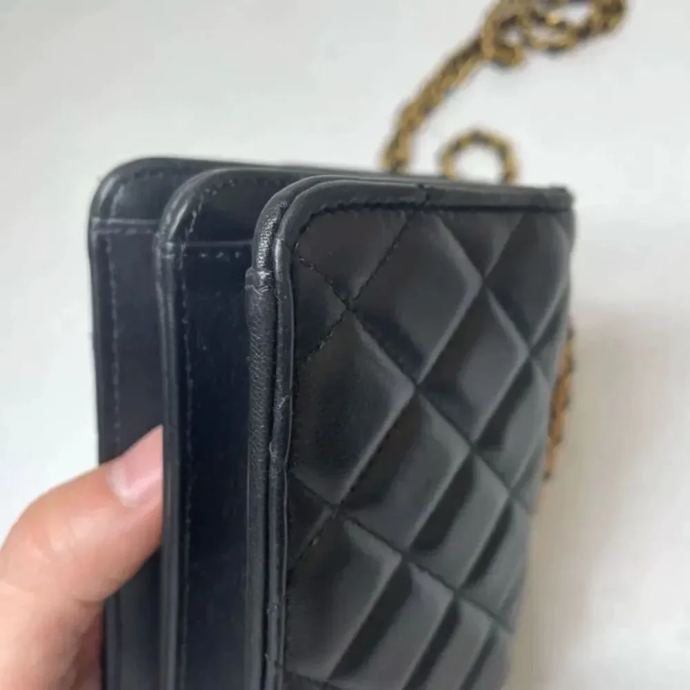 CHANEL brand color